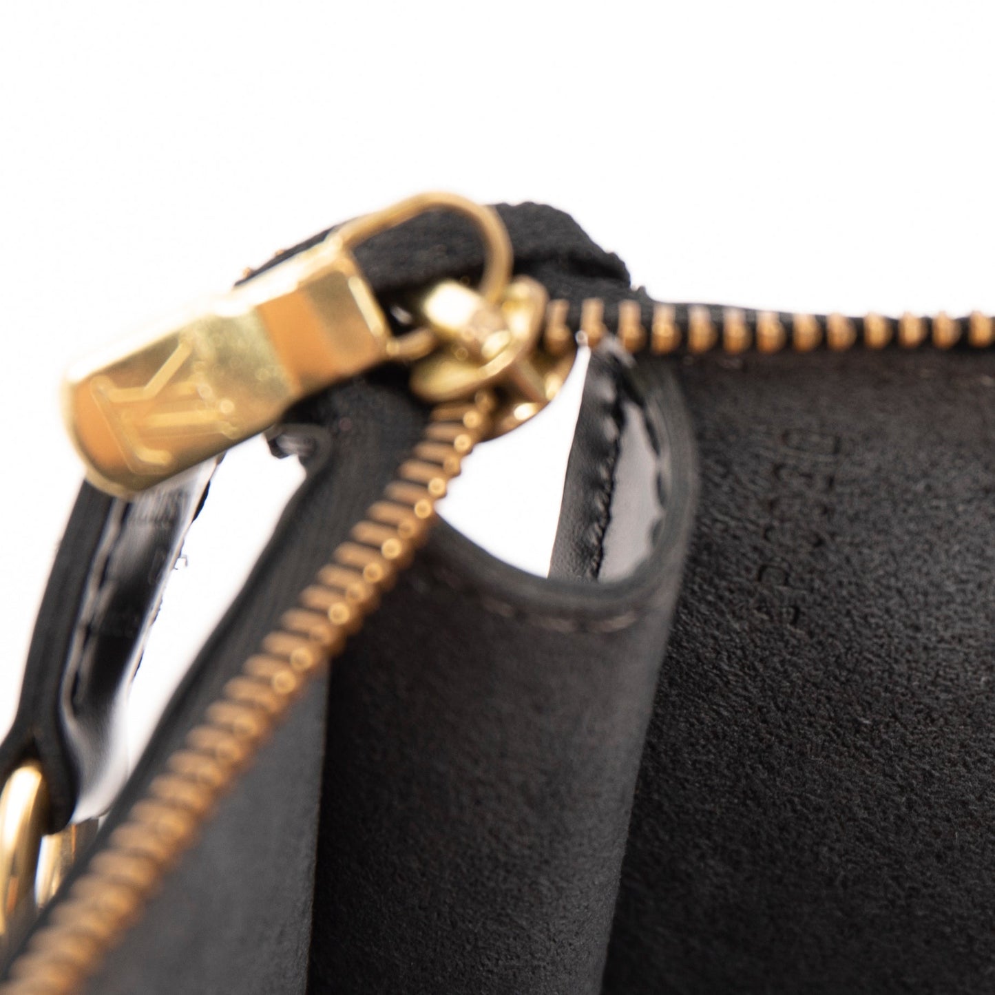 Louis Vuitton Epi Pochette Accessoires 24
