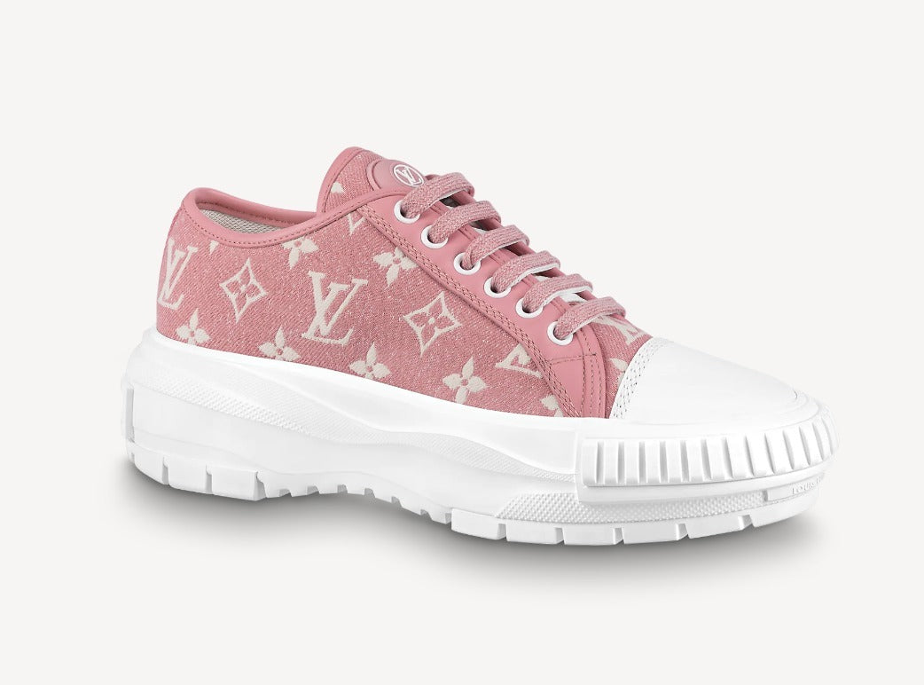 LOUIS VUITTON LOW TOP LV SQUAD SNEAKERS