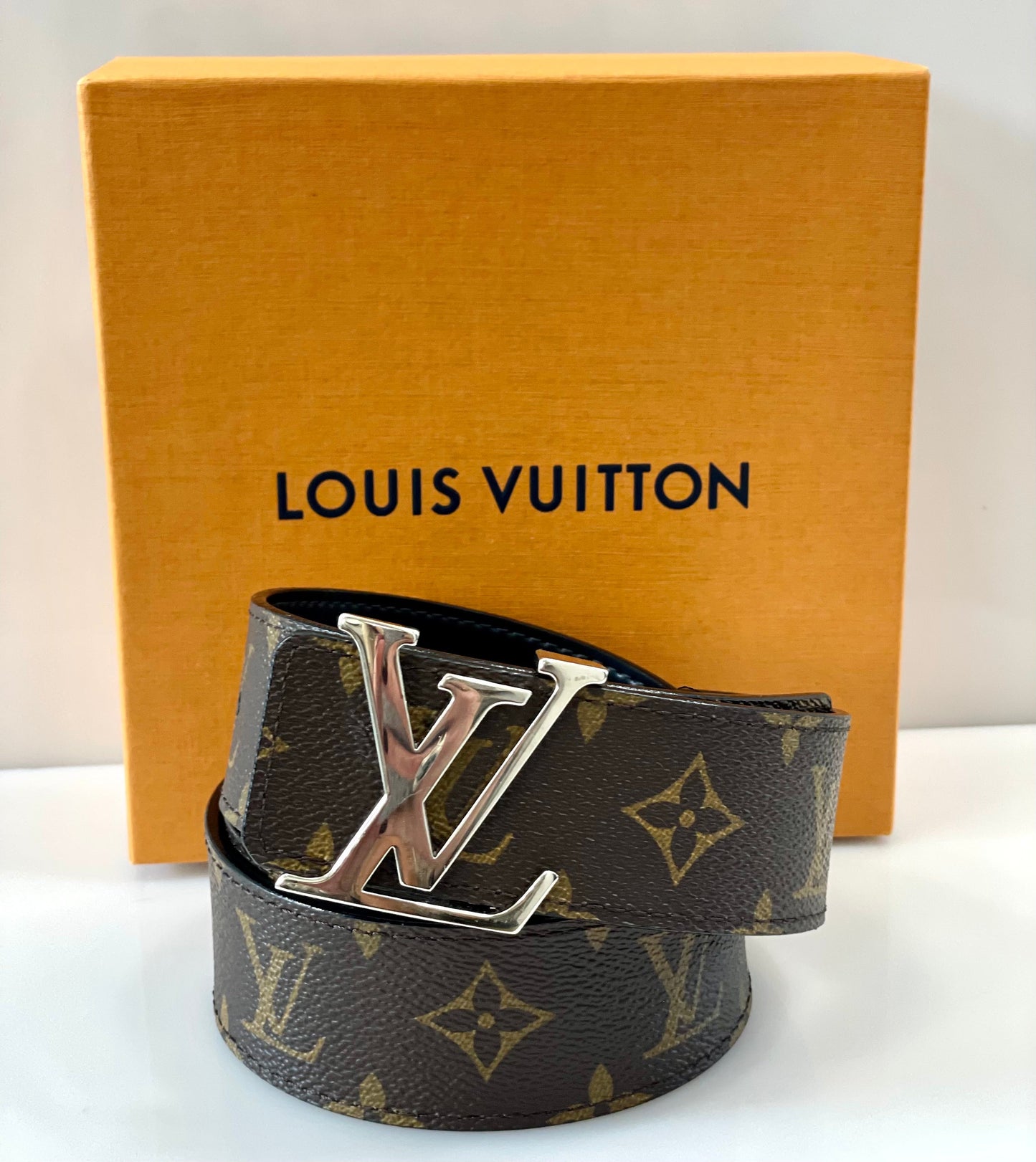 LOUIS VUITTON 40MM MONOGRAM LV BUCKLE BELT