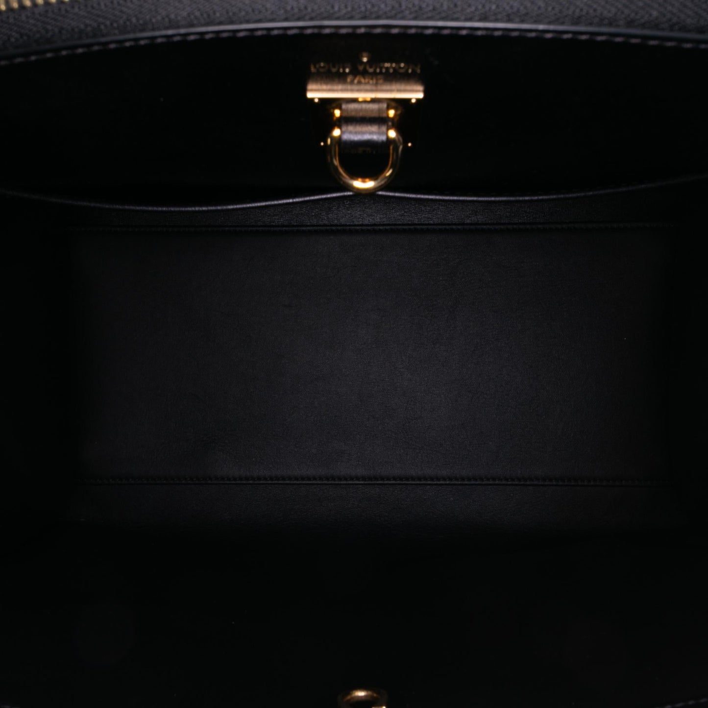 Louis Vuitton Leather City Steamer MM