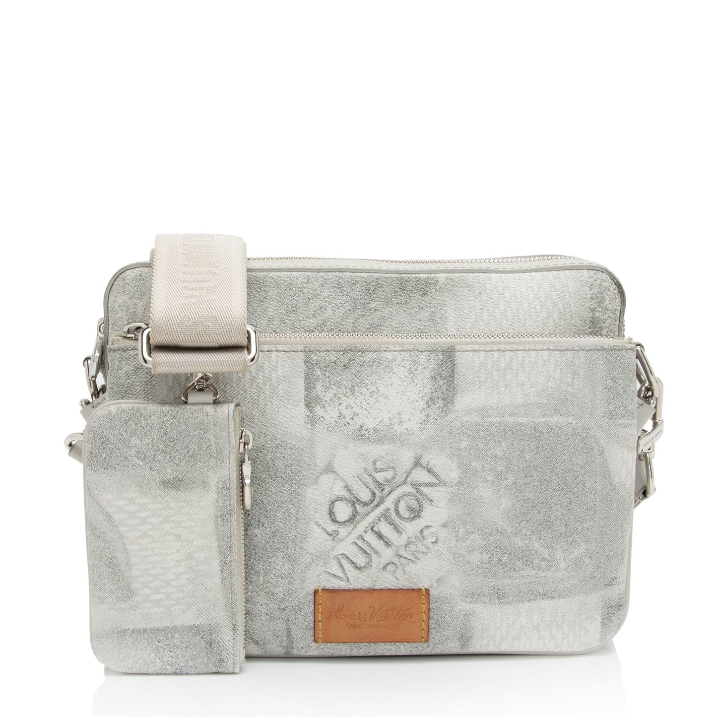 Louis Vuitton Limited Edition Damier Salt Trio Messenger (SHF-5sbmzX)
