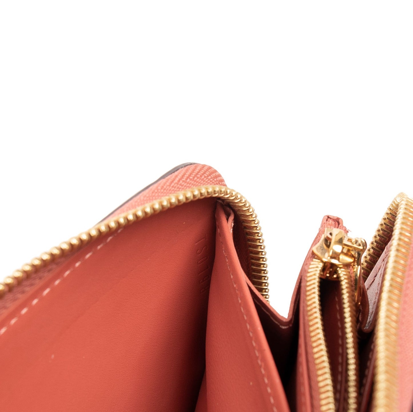 Louis Vuitton Limited Edition Monogram Vernis Valentine Dog Zippy Wallet