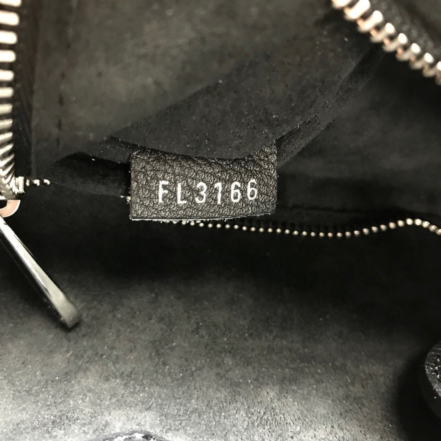Louis Vuitton Lockme Cabas Noir Tote