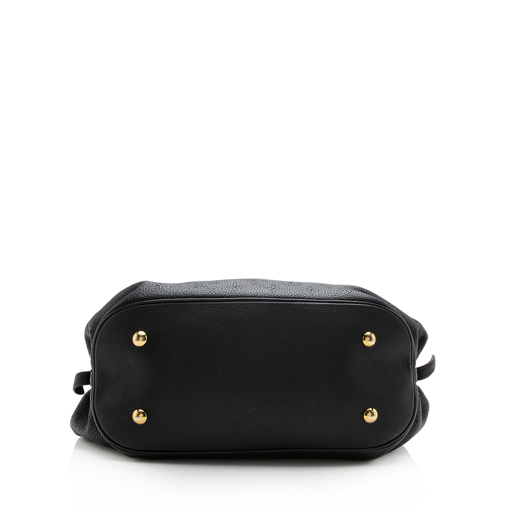 Louis Vuitton Mahina Leather L Hobo (SHF-13020)
