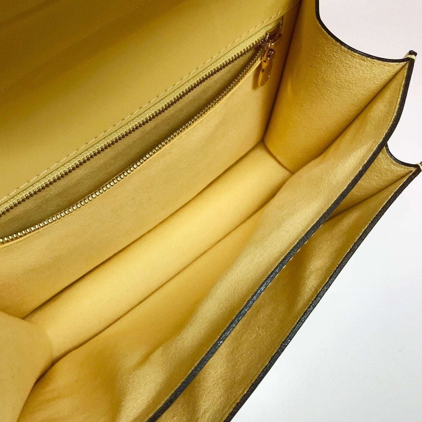 Louis Vuitton Monceau BB Yellow Vernis Satchel