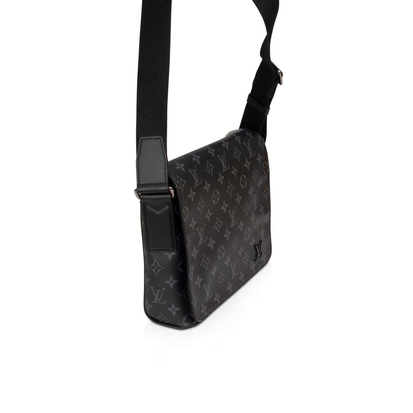 Louis Vuitton Monogram Eclipse District PM
