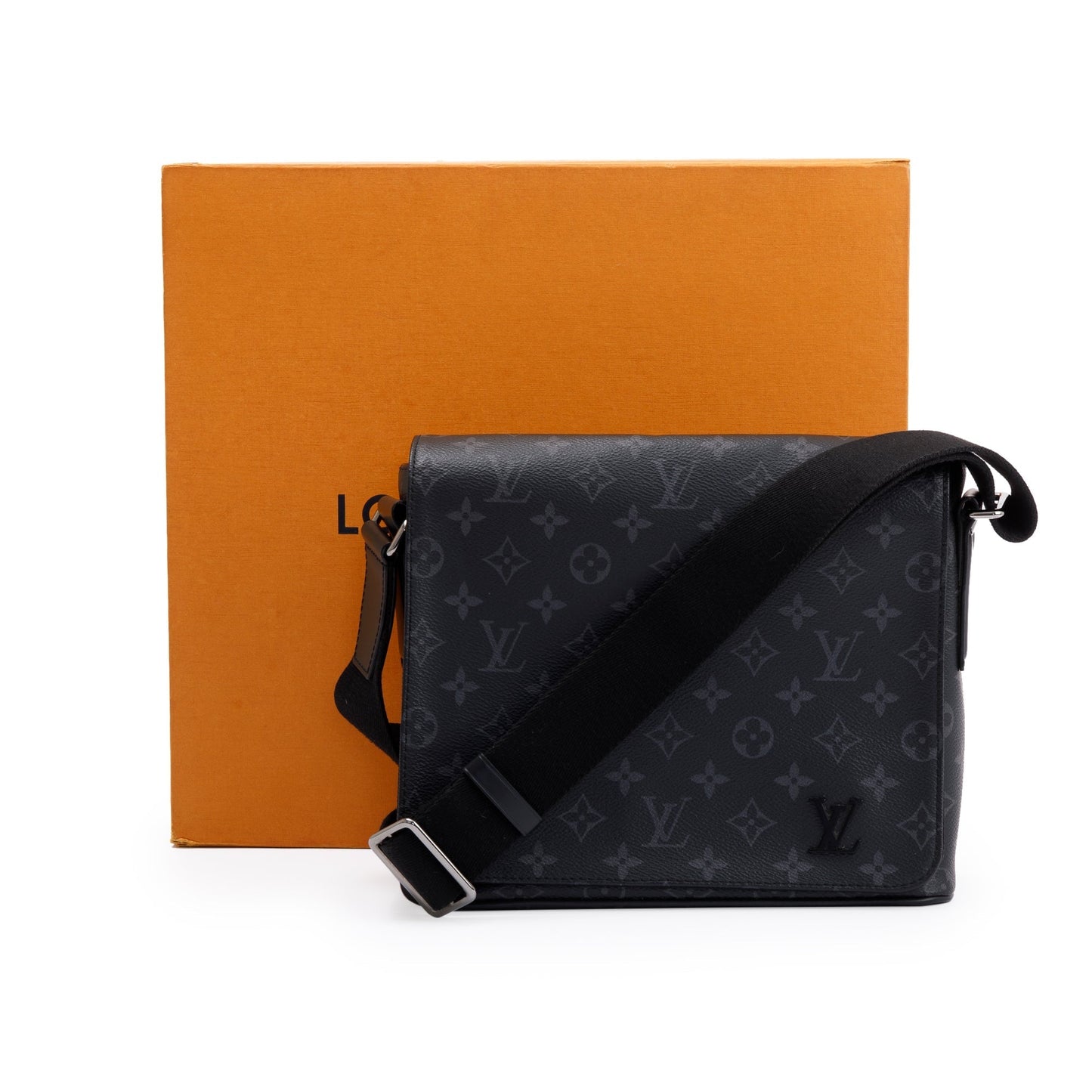 Louis Vuitton Monogram Eclipse District PM