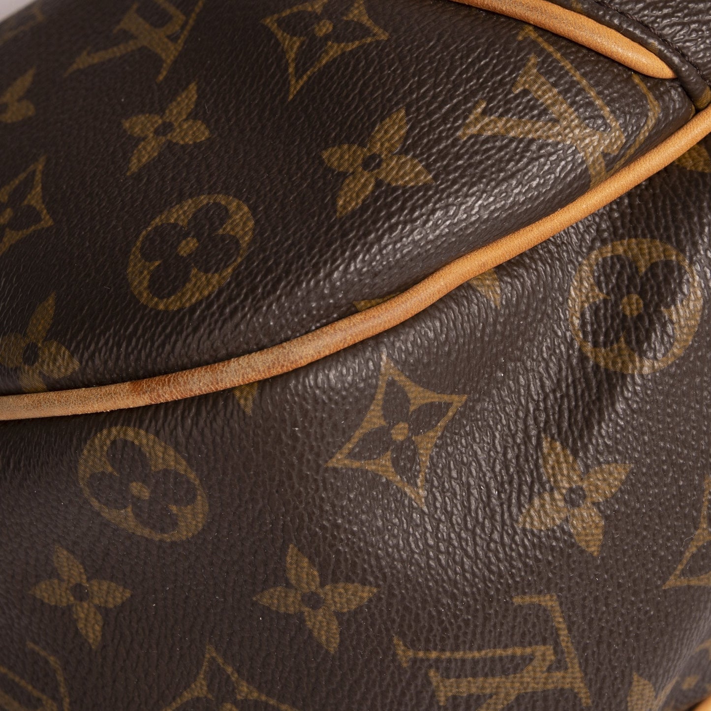 Louis Vuitton Monogram Galleria PM