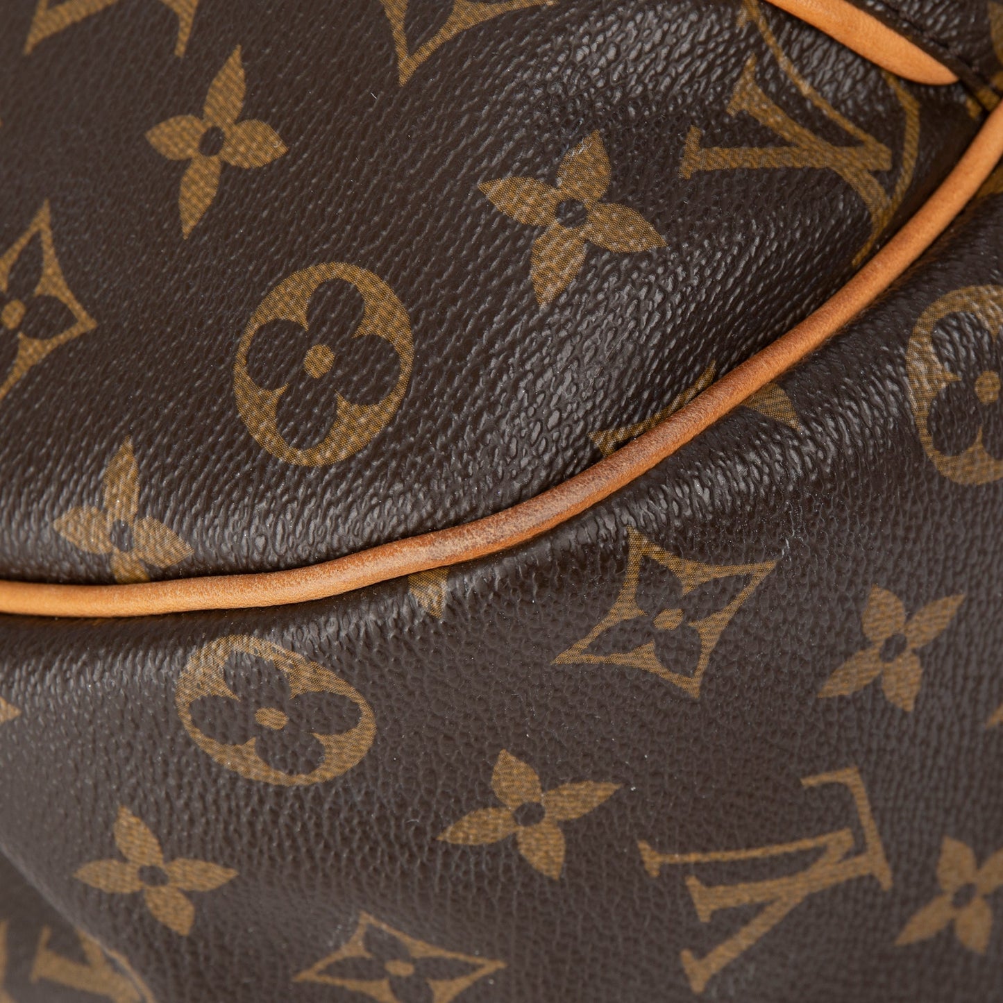 Louis Vuitton Monogram Galleria PM