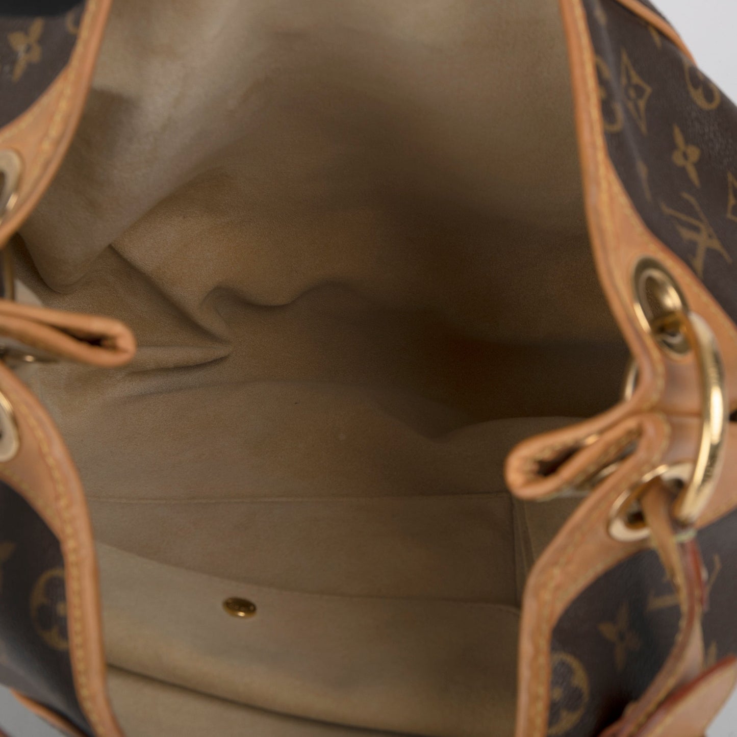 Louis Vuitton Monogram Galleria PM