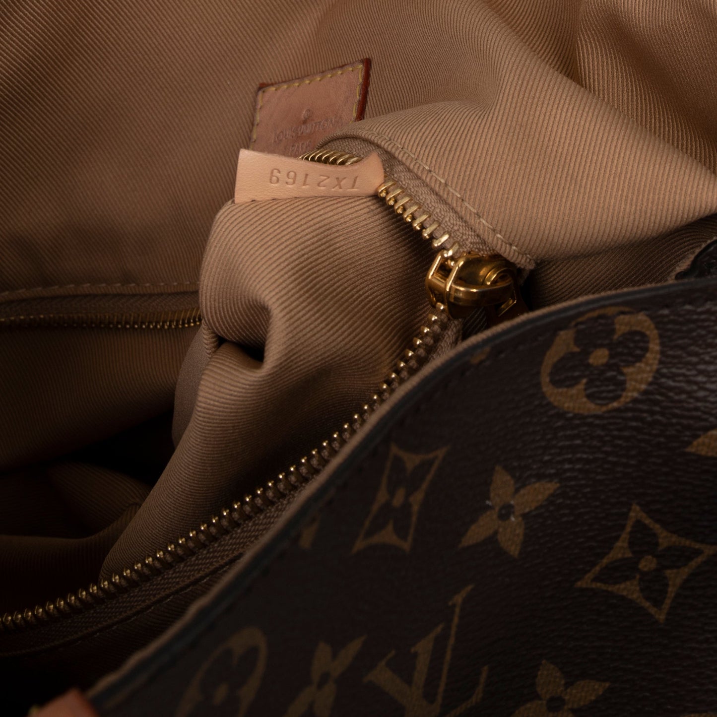 Louis Vuitton Monogram Graceful PM