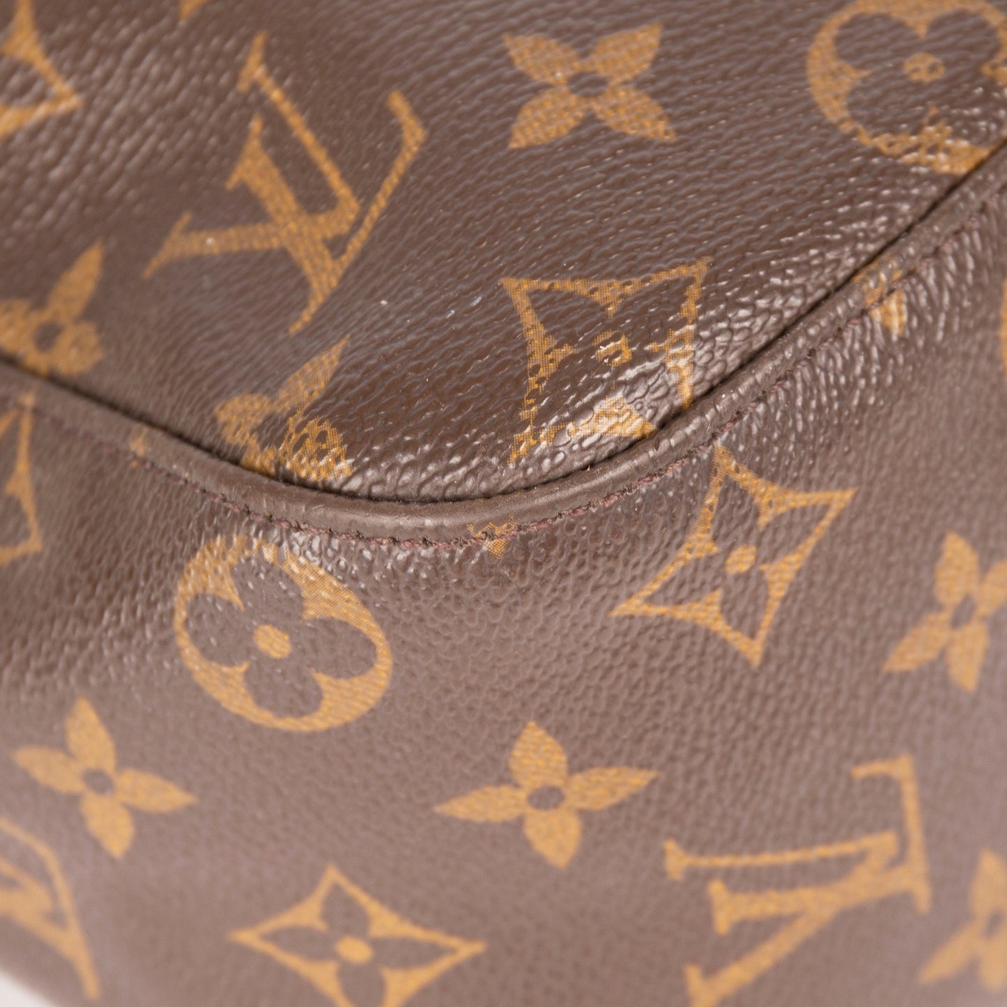 Louis Vuitton Monogram Looping GM