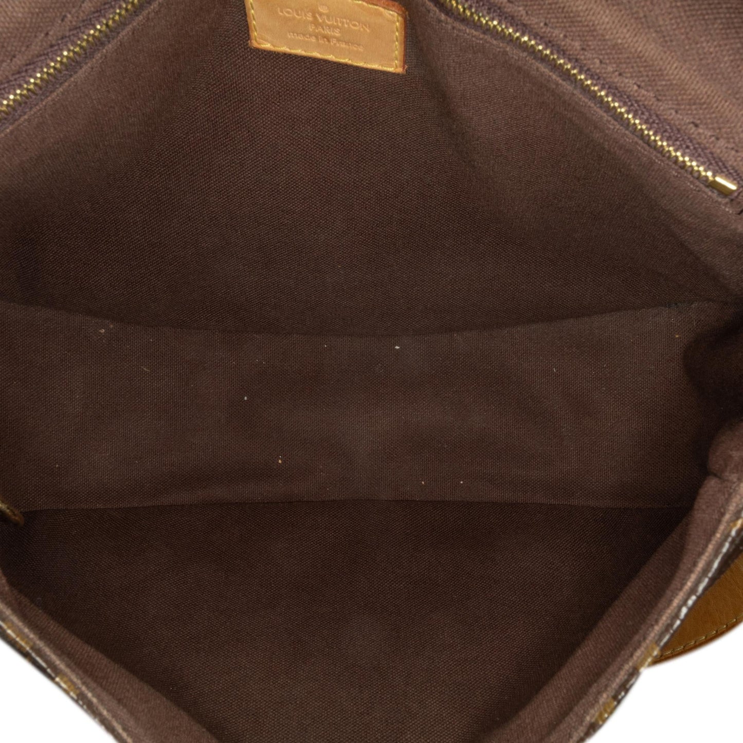 Louis Vuitton Monogram Menilmontant PM (SHG-WWdZvj)