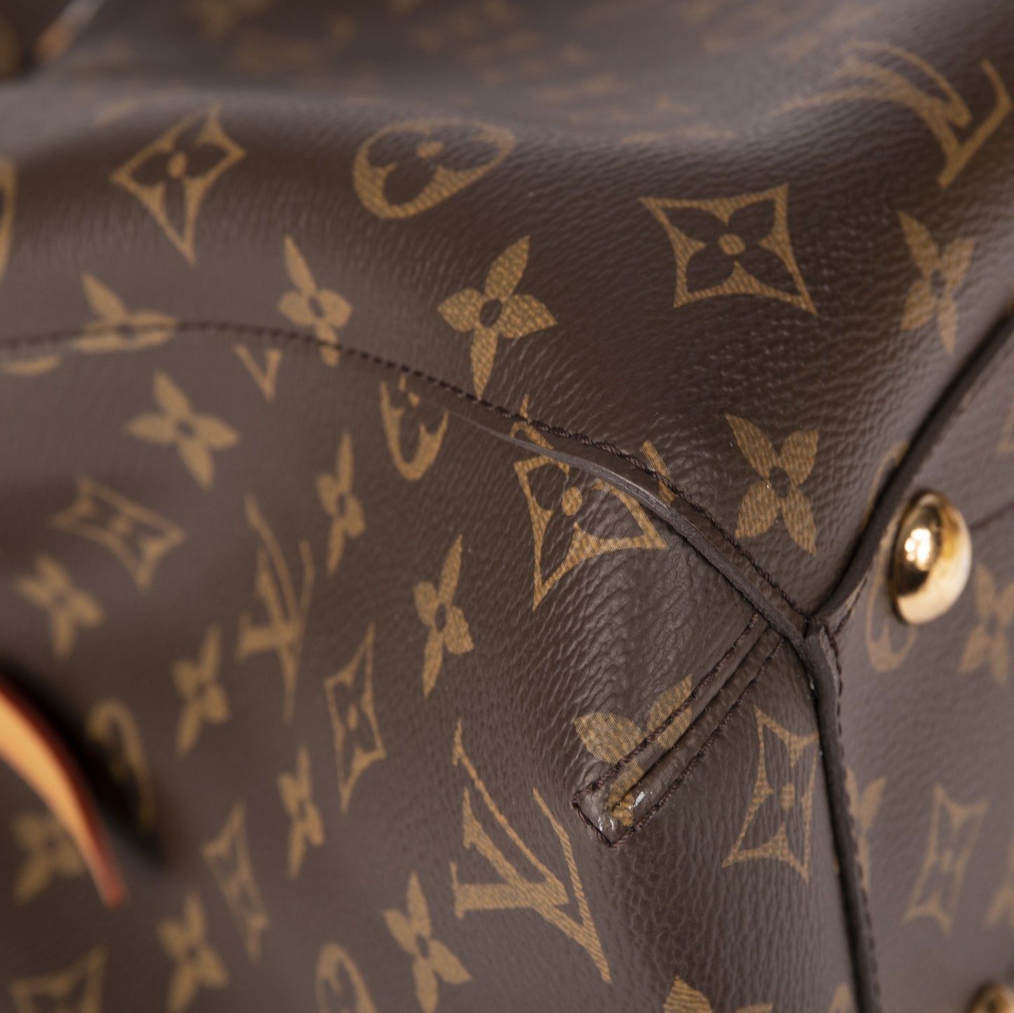 Louis Vuitton Monogram Montaigne MM