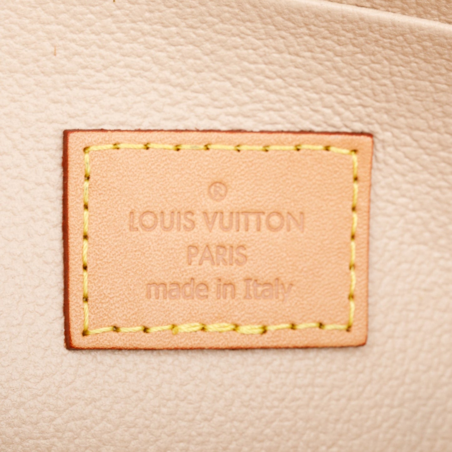 Louis Vuitton Monogram Nice BB Vanity Case