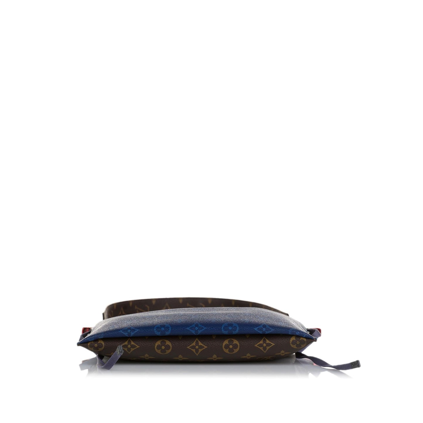 Louis Vuitton Monogram Pacific Outdoor Pouch (SHG-xVf7t5)