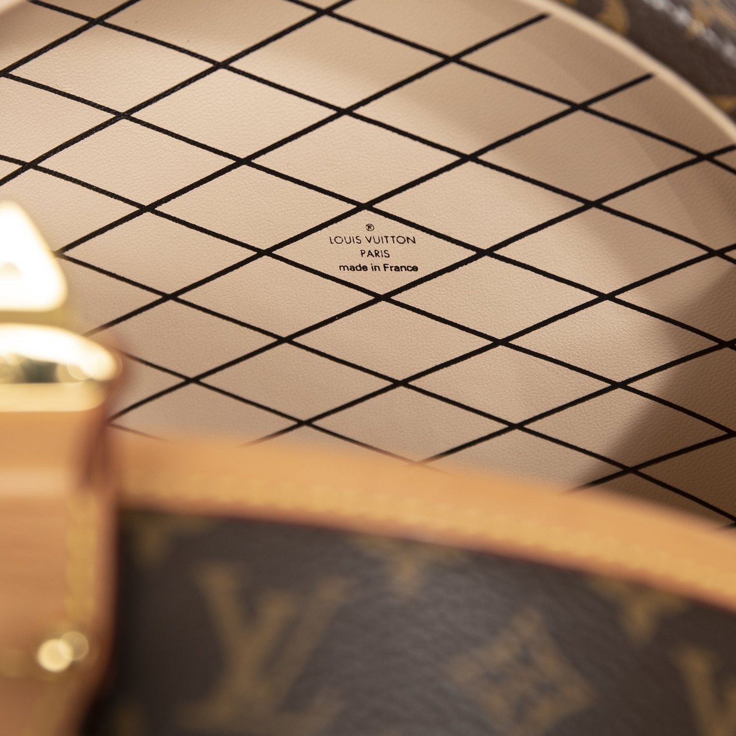 Louis Vuitton Monogram Petite Boite Chapeau