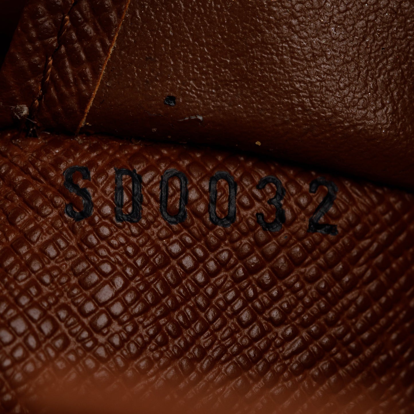 Louis Vuitton Monogram Porte Trésor International Wallet