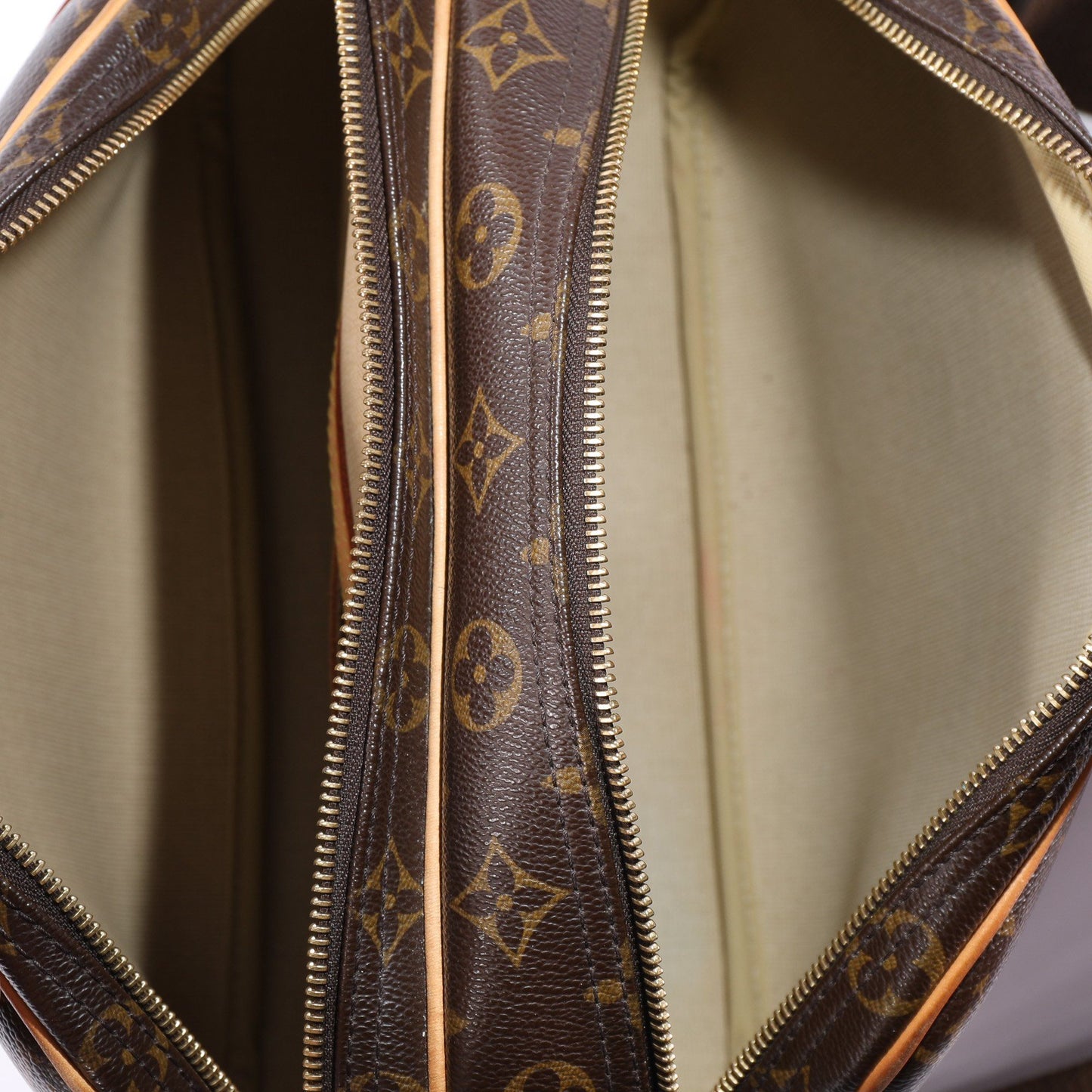 Louis Vuitton Monogram Reporter PM