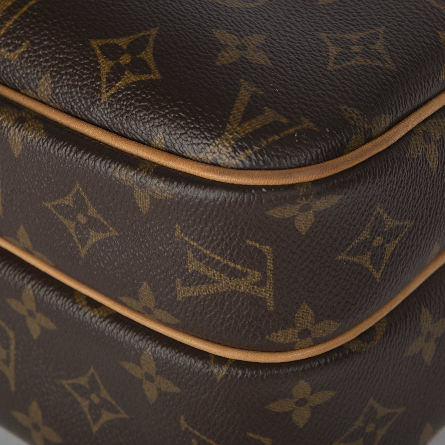 Louis Vuitton Monogram Reporter PM
