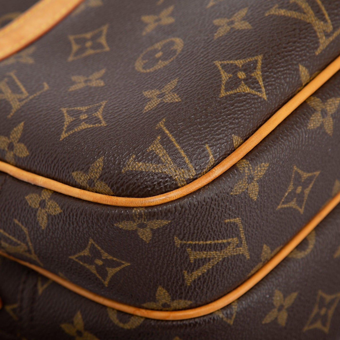 Louis Vuitton Monogram Reporter PM