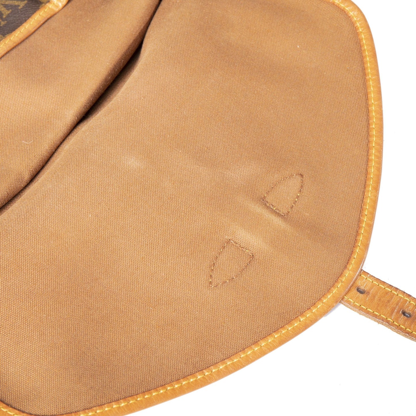 Louis Vuitton Monogram Saumur 30