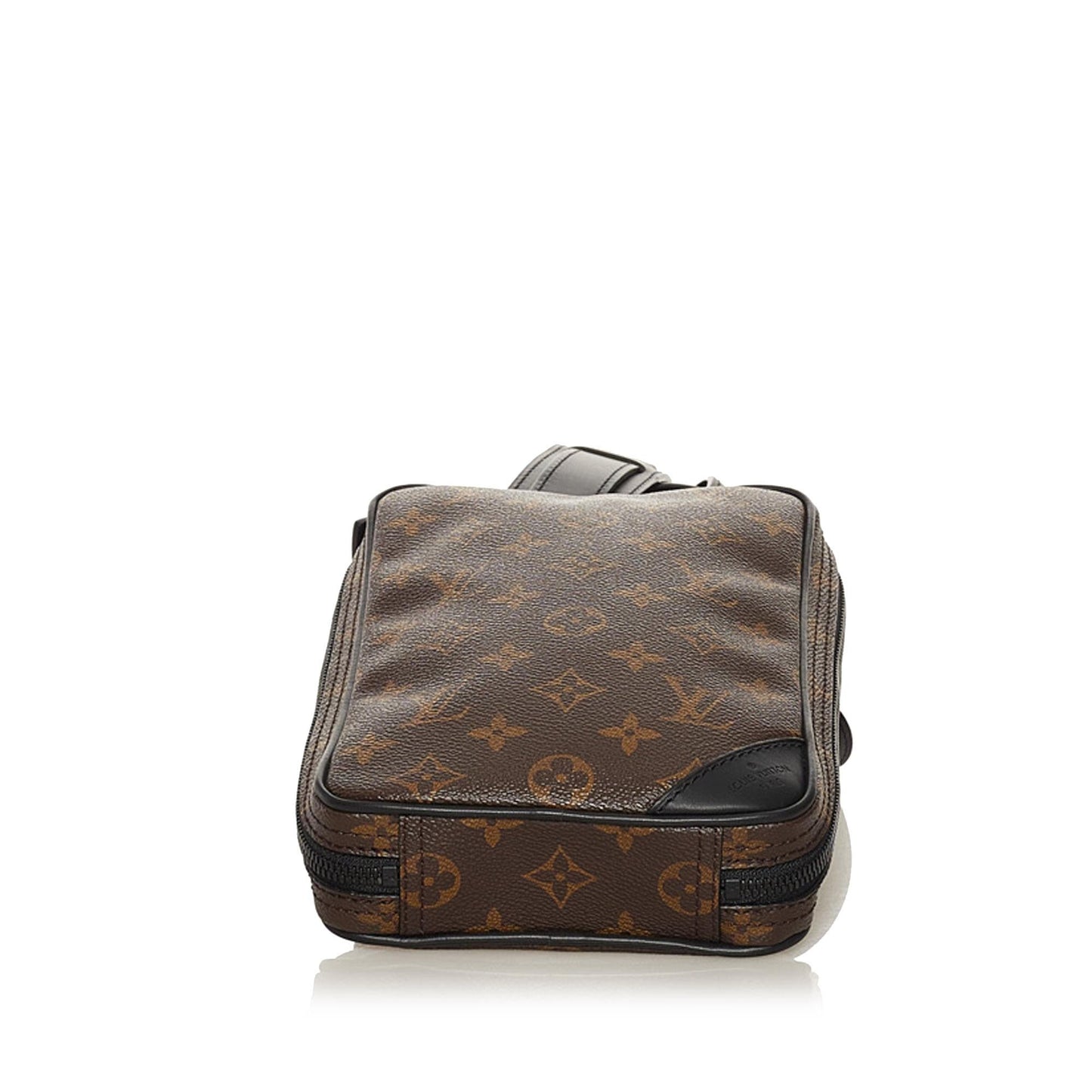 Louis Vuitton Monogram Solar Ray Utility Side Bag (SHG-36556)