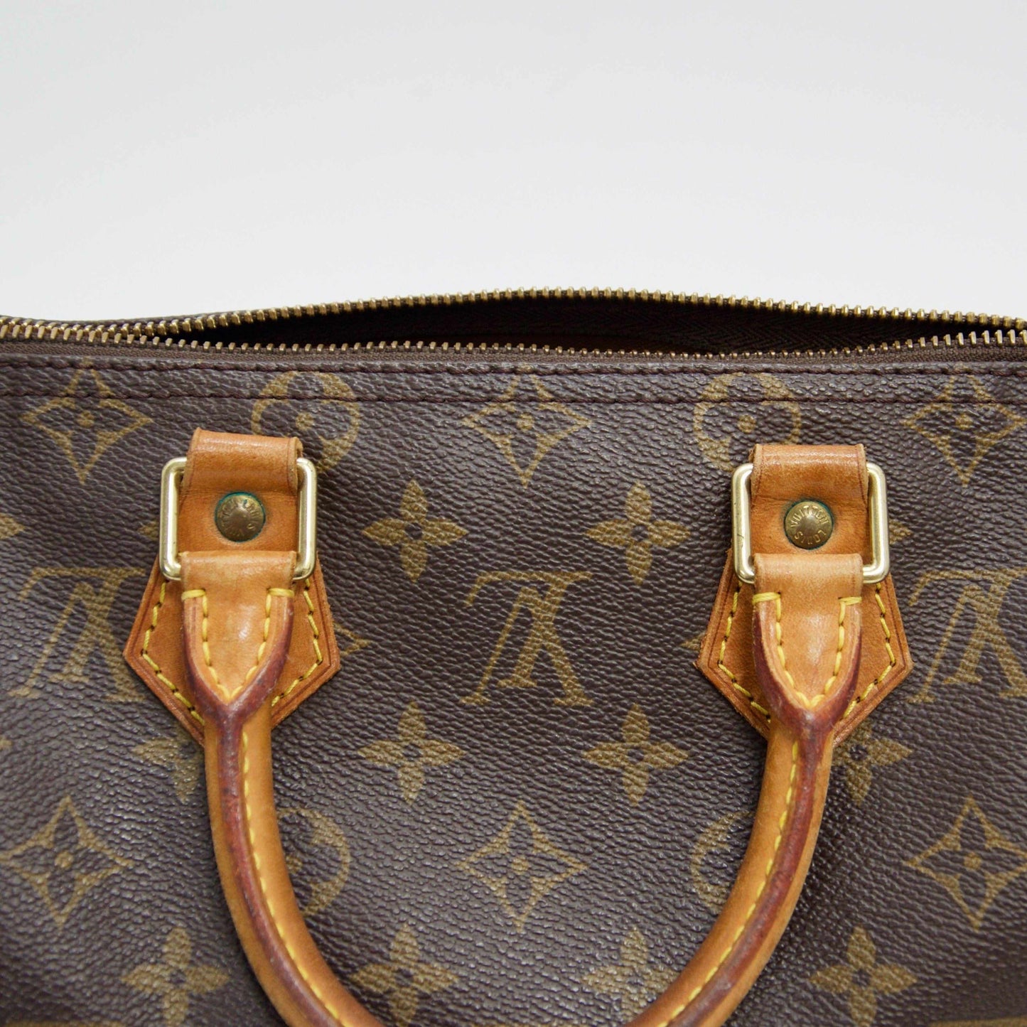 Louis Vuitton Monogram Speedy 25