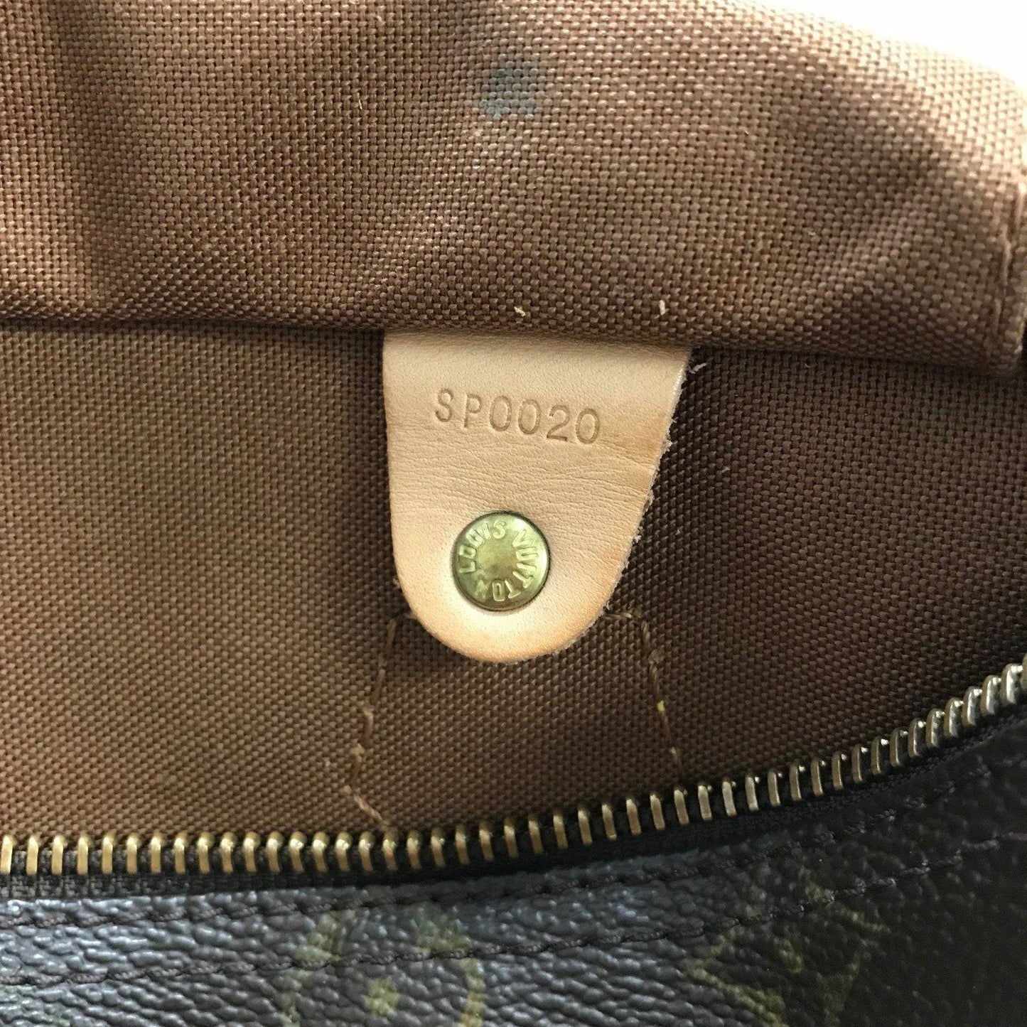 Louis Vuitton Monogram Speedy 25