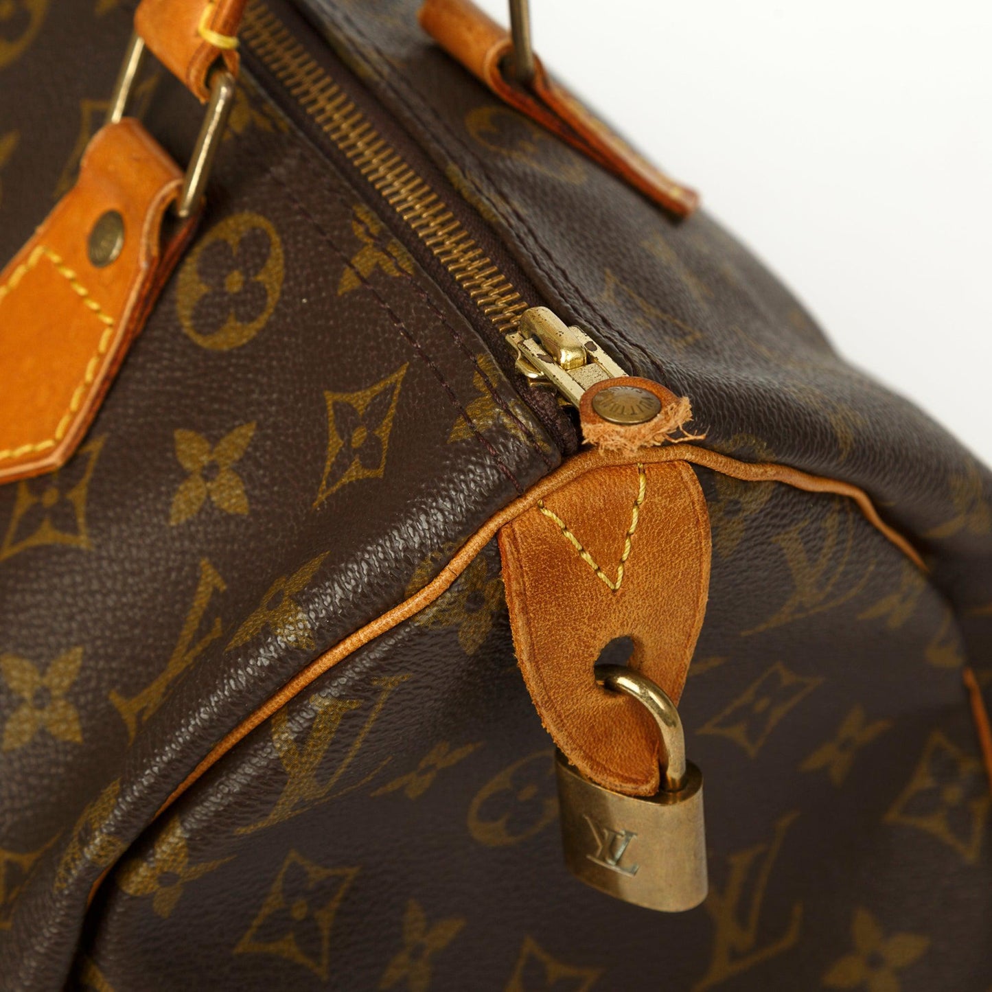 Louis Vuitton Monogram Speedy 30