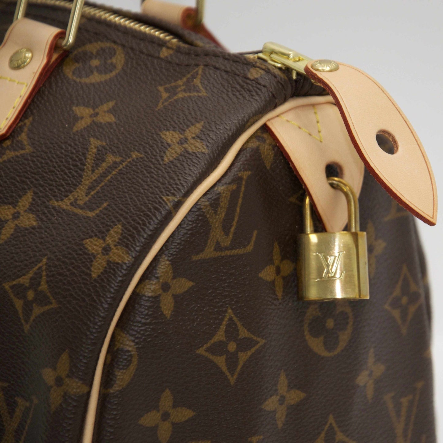 Louis Vuitton Monogram Speedy 30