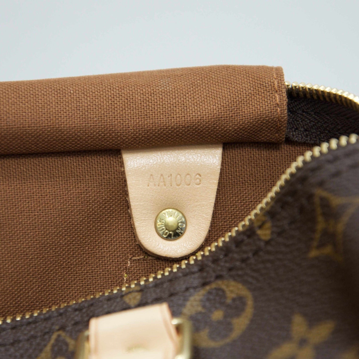Louis Vuitton Monogram Speedy 30