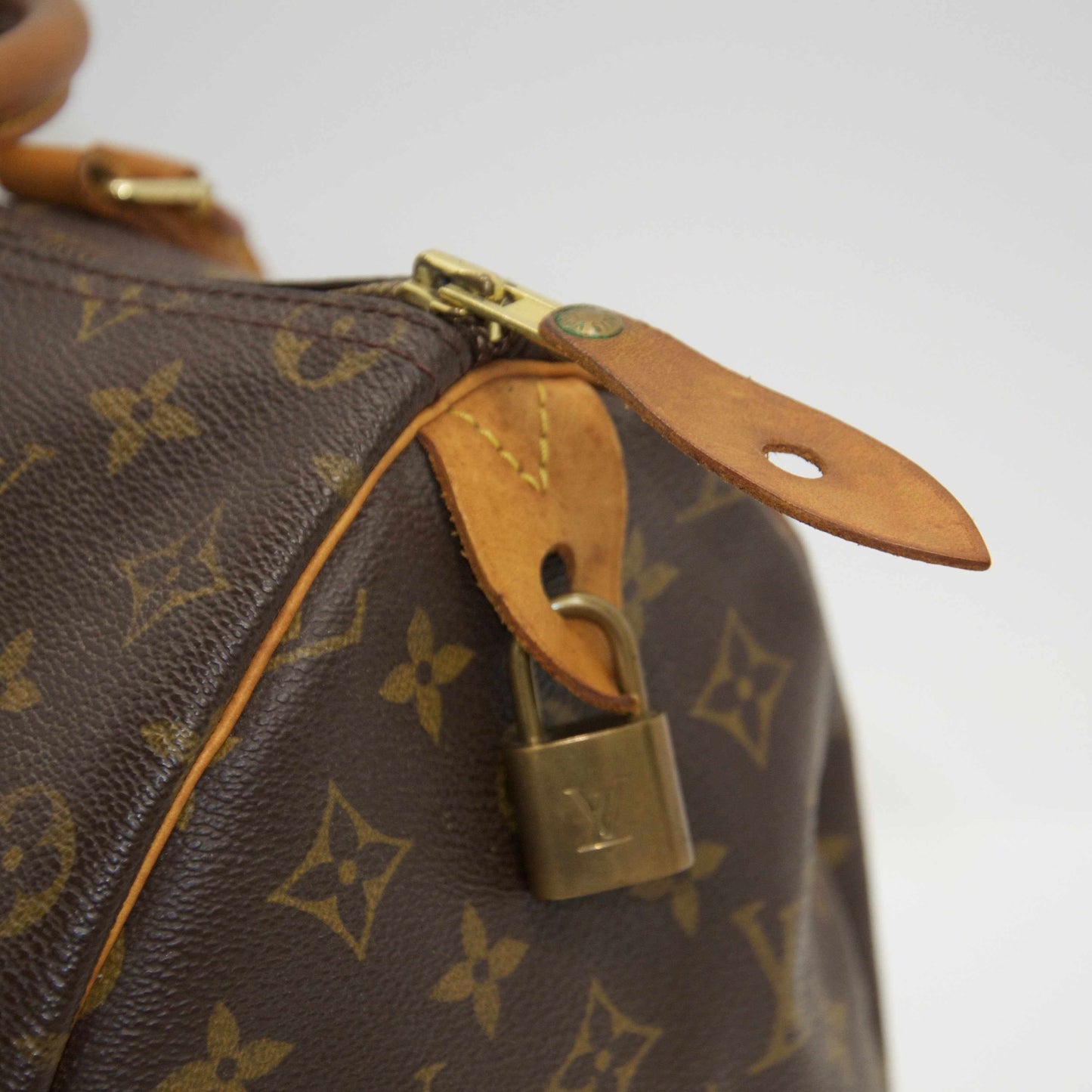 Louis Vuitton Monogram Speedy 35