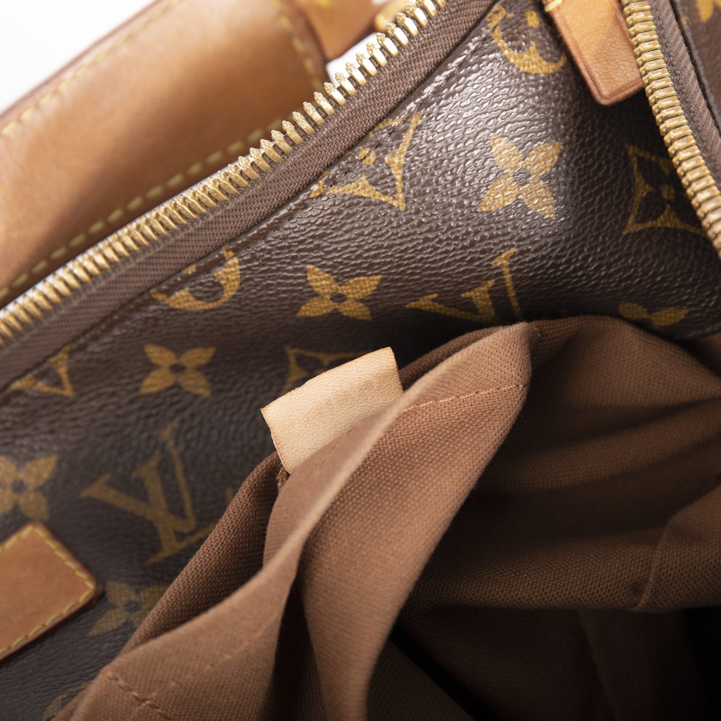 Louis Vuitton Monogram Sully MM