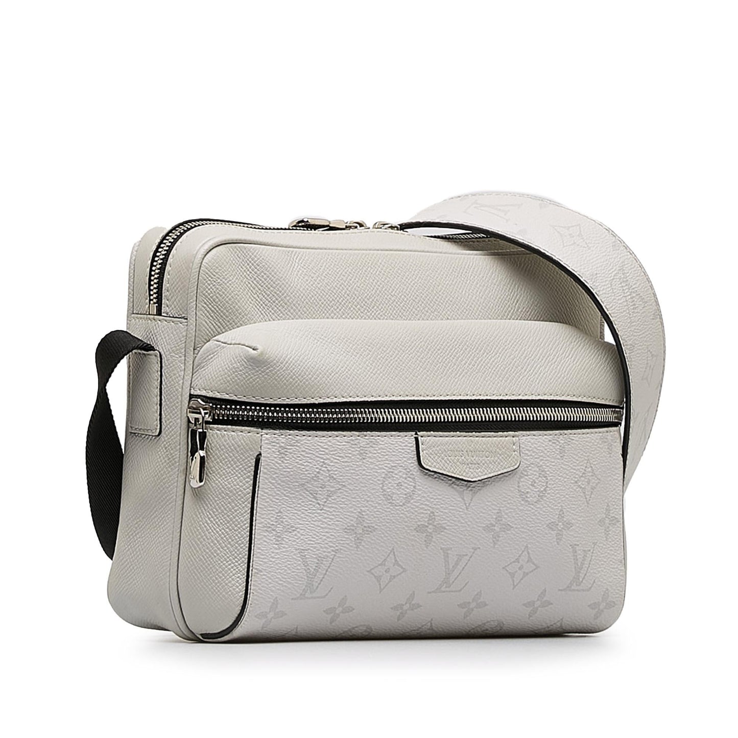 Louis Vuitton Monogram Taigarama Outdoor Messenger (SHG-8dQayX)