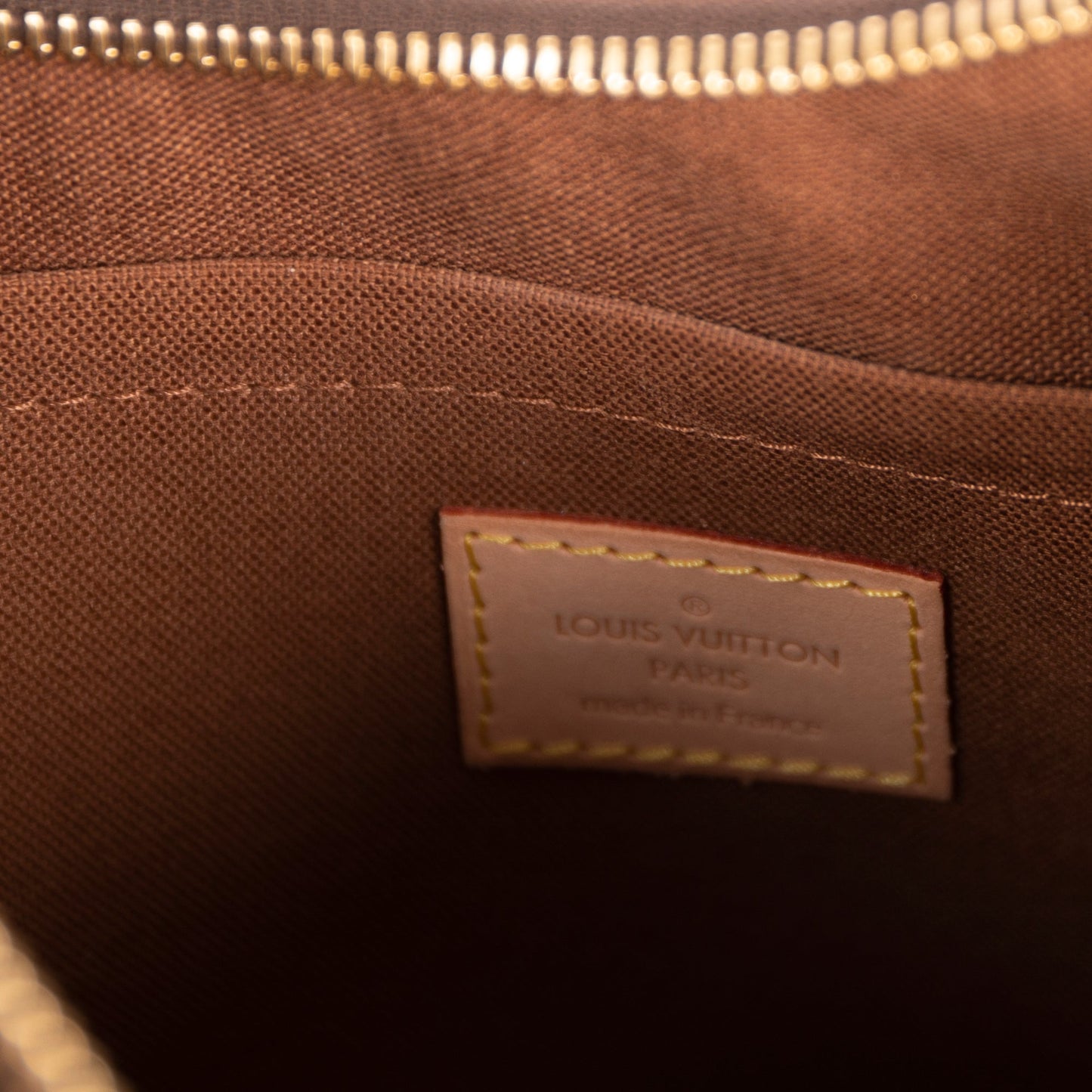 Louis Vuitton Monogram Thames PM