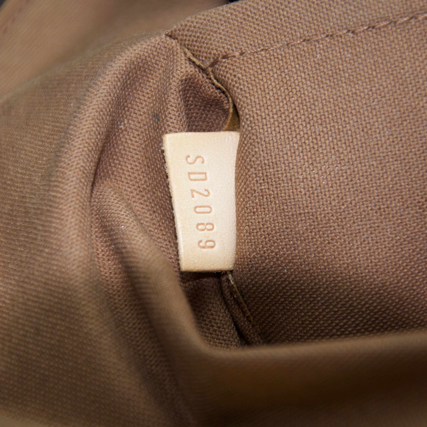Louis Vuitton Monogram Tivoli GM