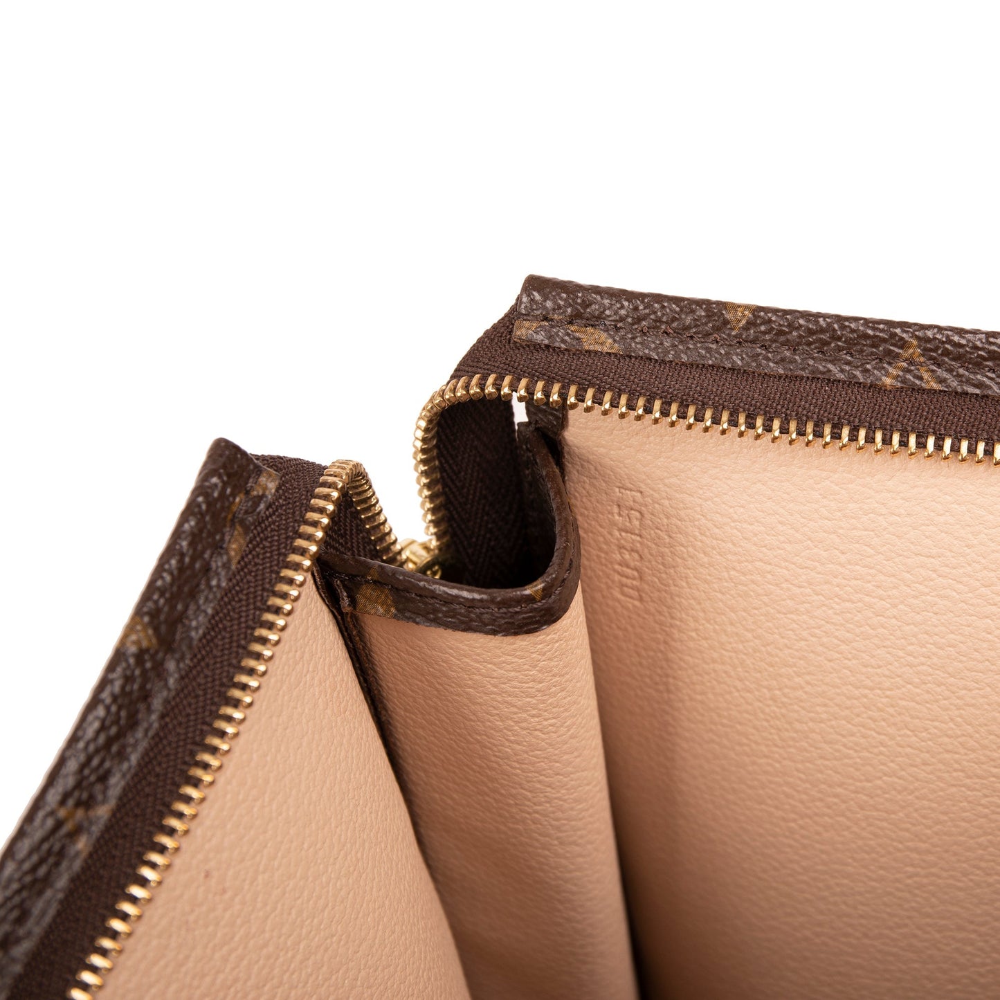 Louis Vuitton Monogram Toiletry Pouch 26