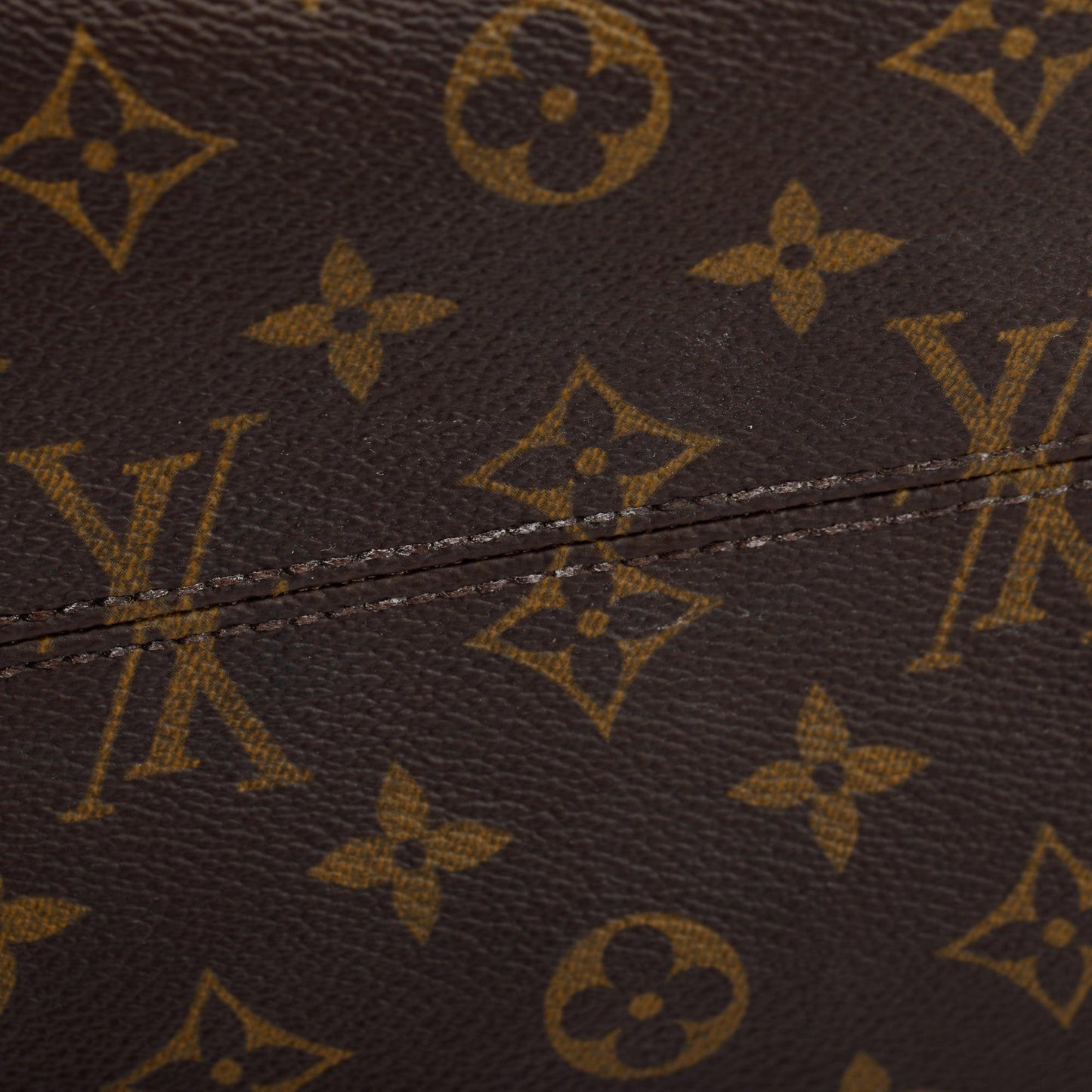 Louis Vuitton Monogram Totally MM