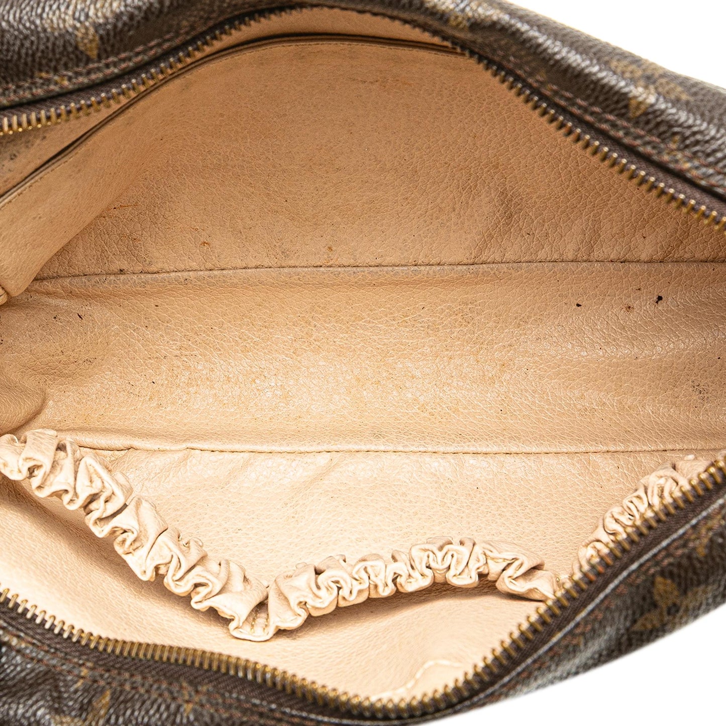 Louis Vuitton Monogram Trousse Toilette 23