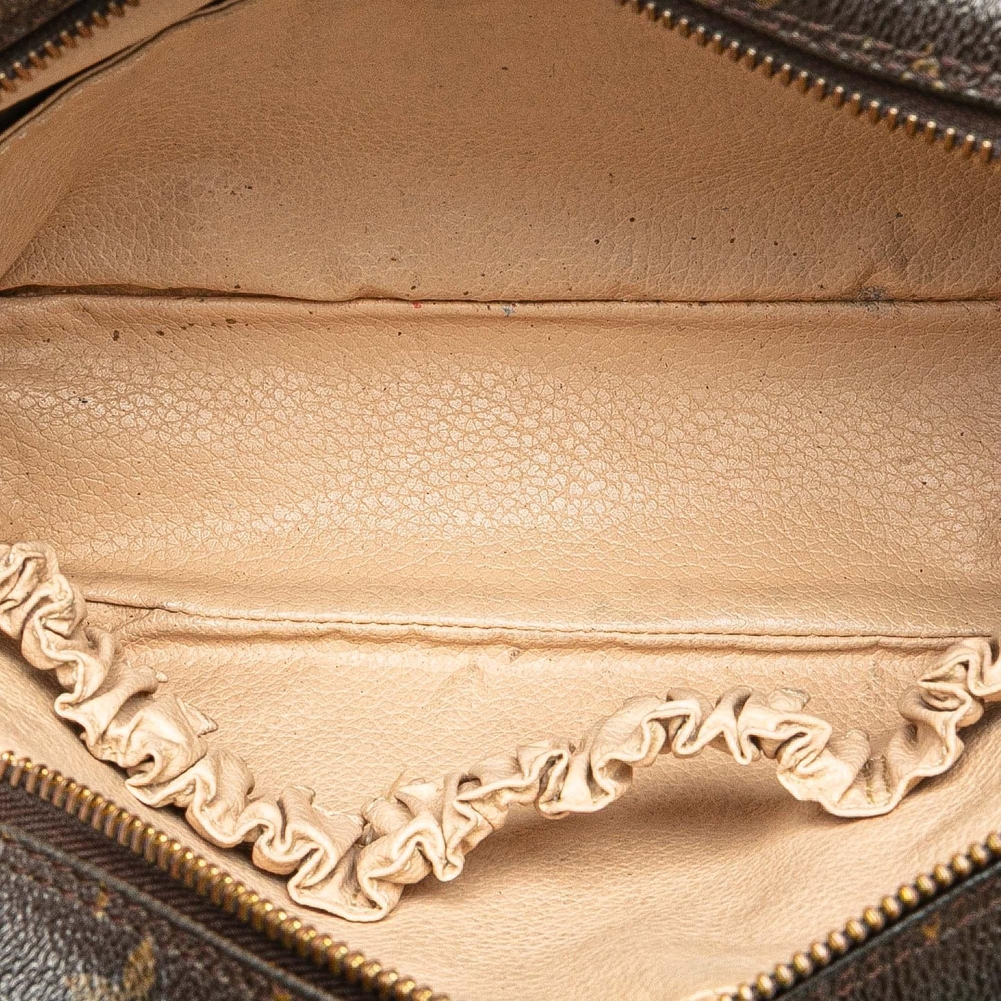 Louis Vuitton Monogram Trousse Toilette 23