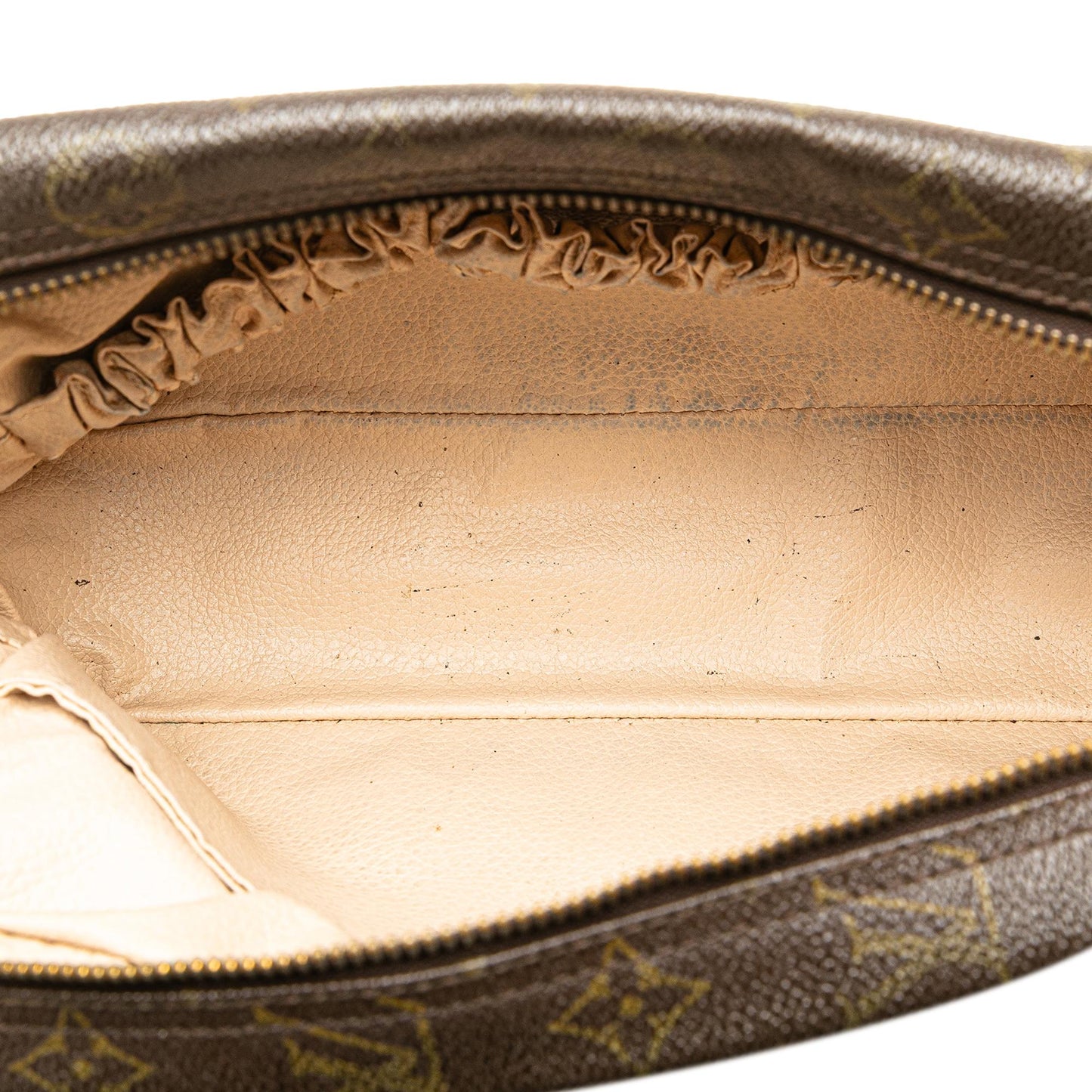 Louis Vuitton Monogram Trousse Toilette 28