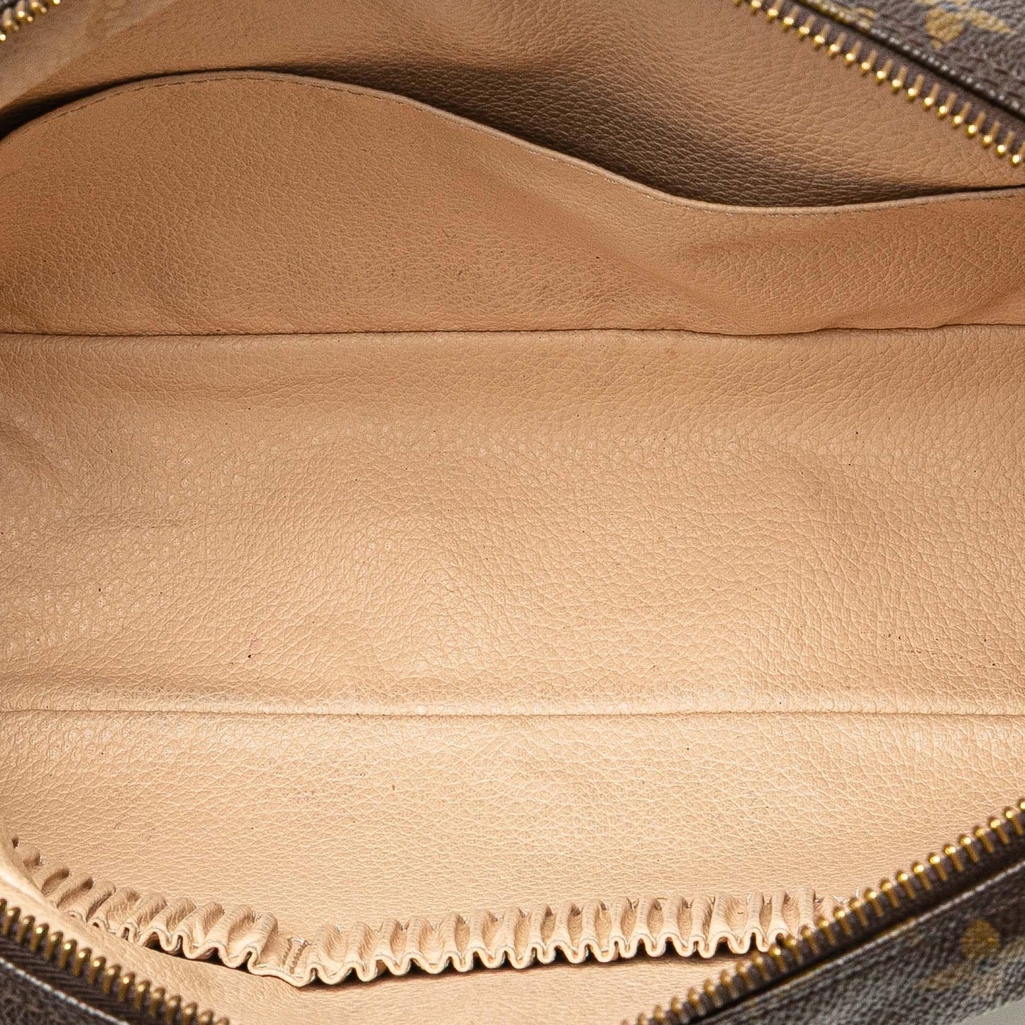 Louis Vuitton Monogram Trousse Toilette 28