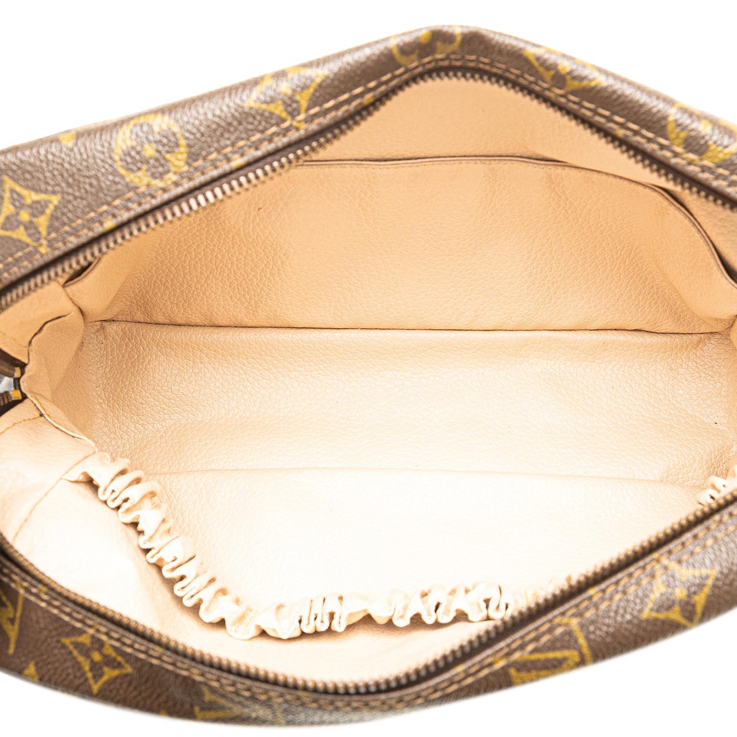 Louis Vuitton Monogram Trousse Toilette 28