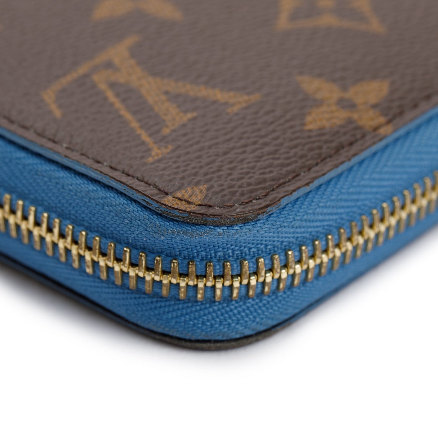 Louis Vuitton Monogram Zippy Wallet