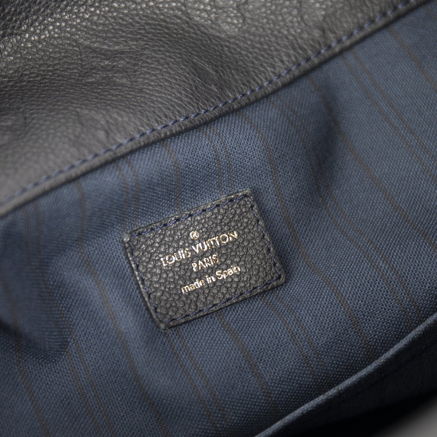 Louis Vuitton Navy Empreinte Artsy MM