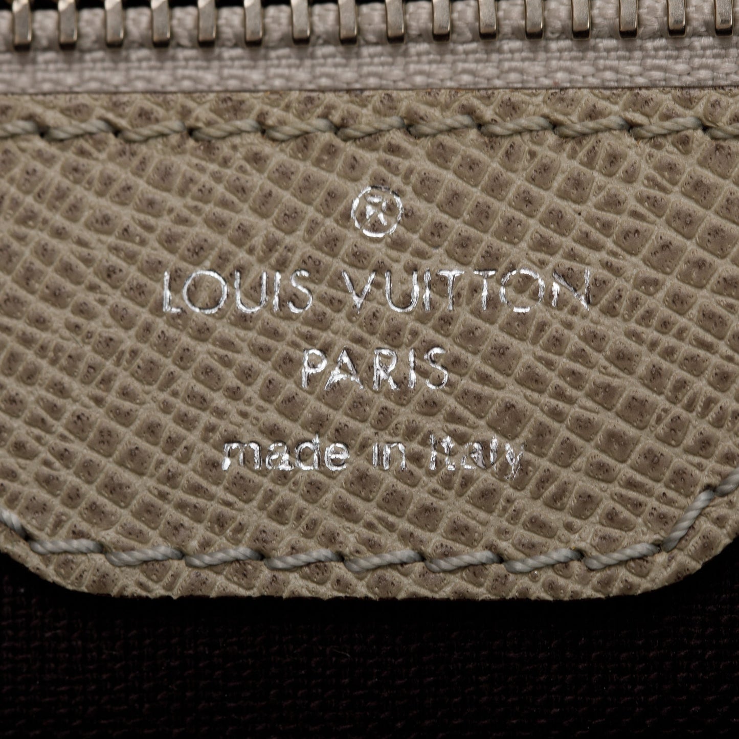 Louis Vuitton Neutral Taiga Leather Vassili PM Briefcase Bag