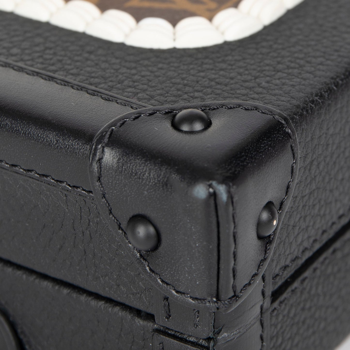 Louis Vuitton Petite Malle