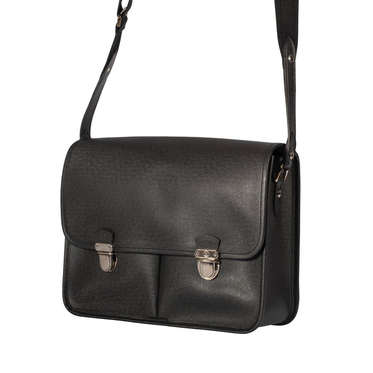 Louis Vuitton Taiga Alexei Messenger Bag