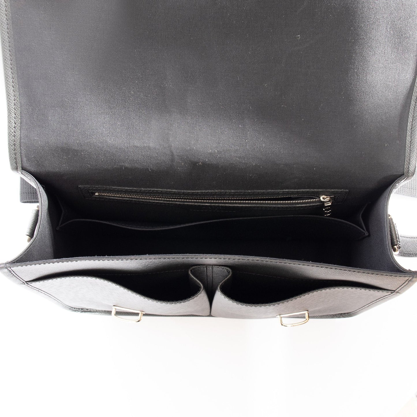 Louis Vuitton Taiga Alexei Messenger Bag